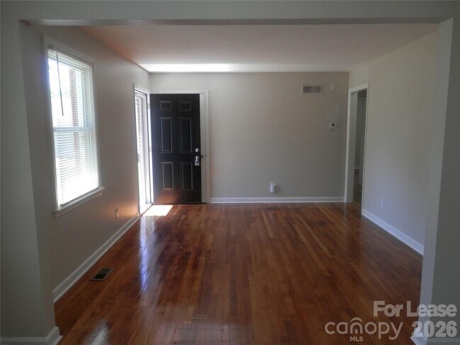 Foto del edificio - 3016 Colfax St