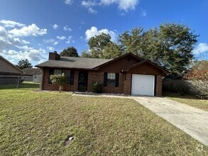 Building Photo - 903 Malibu Dr