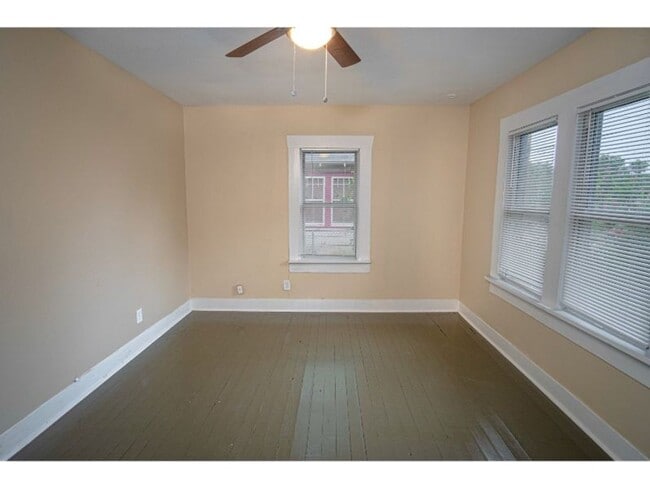 Photo - 1323 Lamar St Apartment