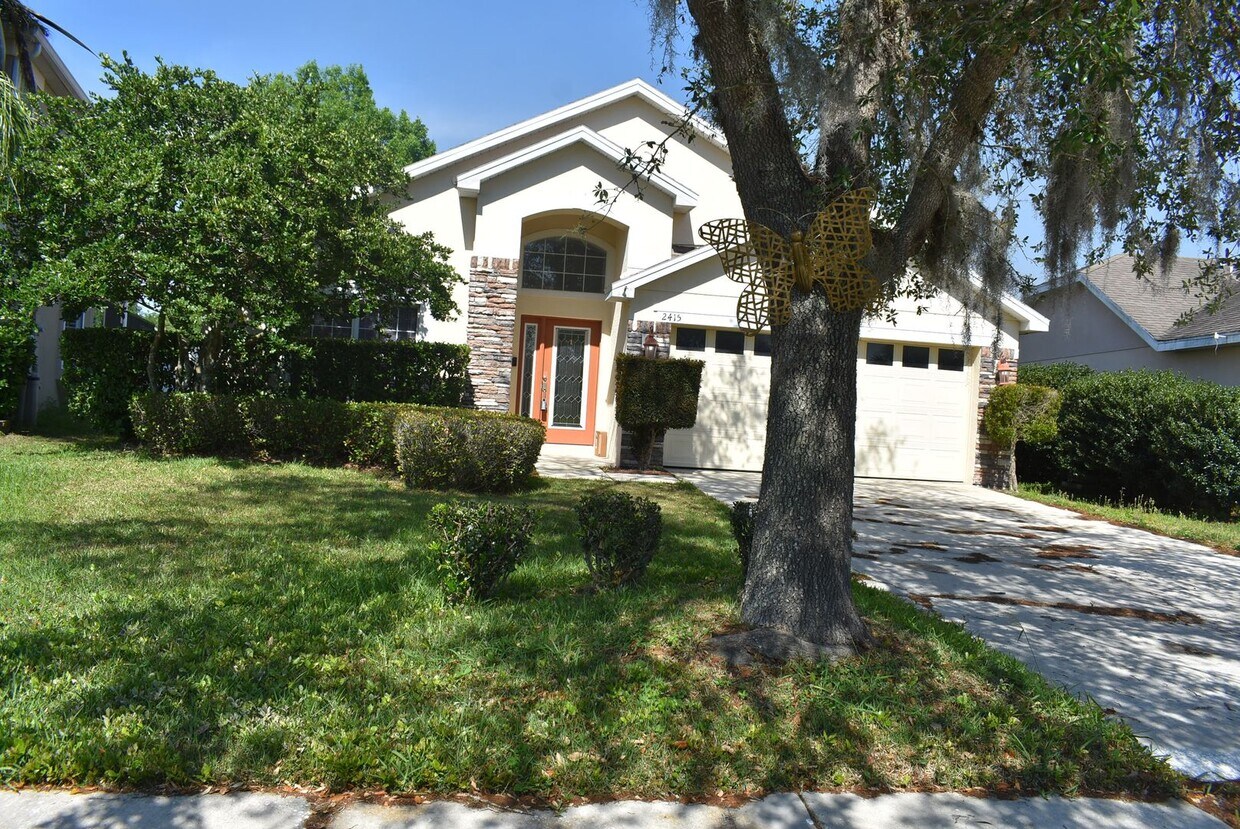 Primary Photo - 2415 Sabastian St