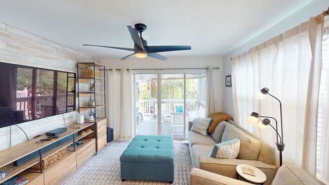 Foto del edificio - $3,800/mo - Furnished 2-Bed/1.5-Bath Townh...