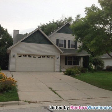 Primary Photo - 369 S Heritage St