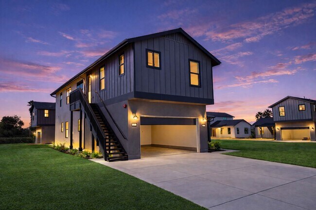 Building Photo - 711 Passion Ct