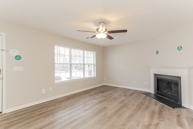 Foto del edificio - 12654 Tucker Crossing Ln