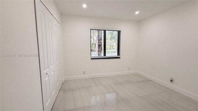 Foto del edificio - 36 Chestnut Cir