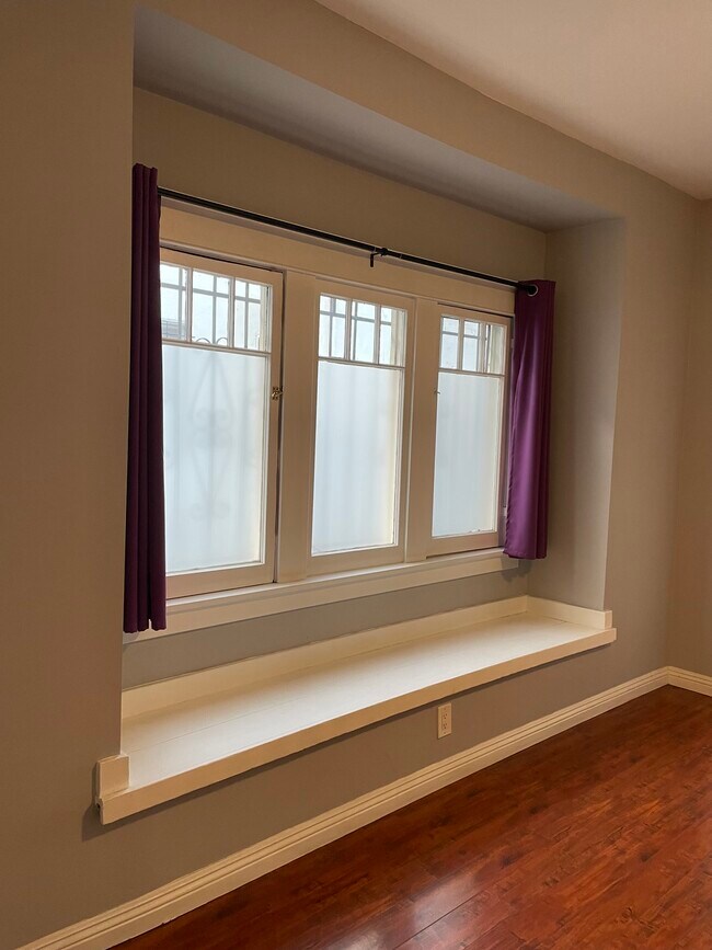 Foto del edificio - 1243 N Edgemont St