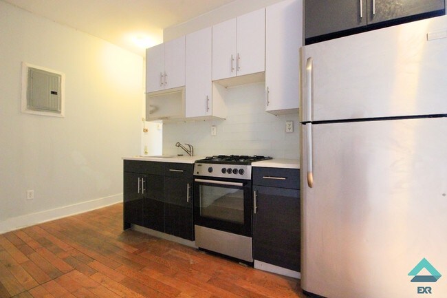 Foto del edificio - 188 S 3rd St