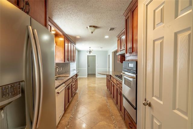 Building Photo - 2701 Northcrest Dr