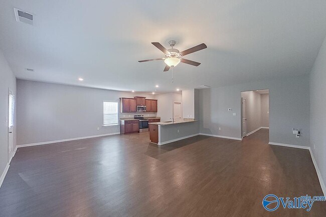 Foto del edificio - 1139 Freedom Pkwy