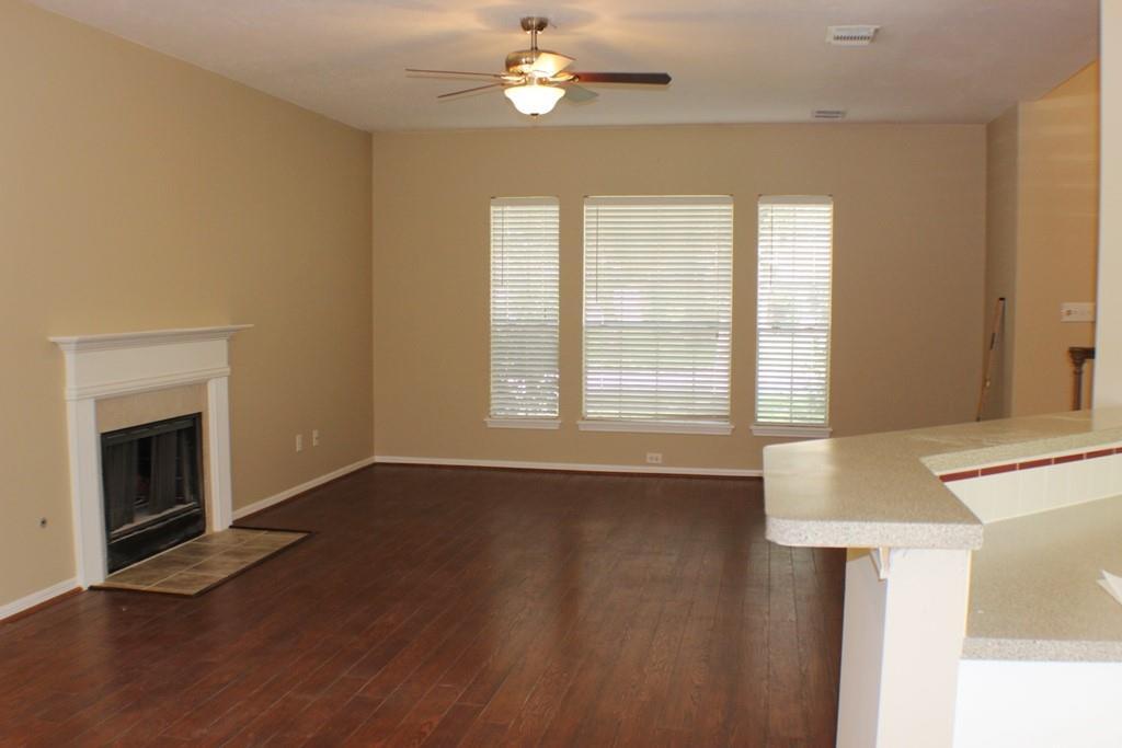 Primary Photo - 105 Crimson Bay Dr