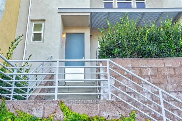 Foto del edificio - 369 E Memory Ln