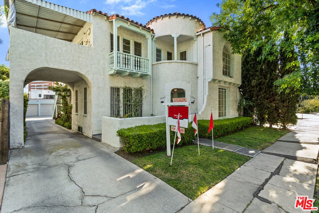 8434 Blackburn Ave, Los Angeles, CA 90048 House Rental in Los Angeles