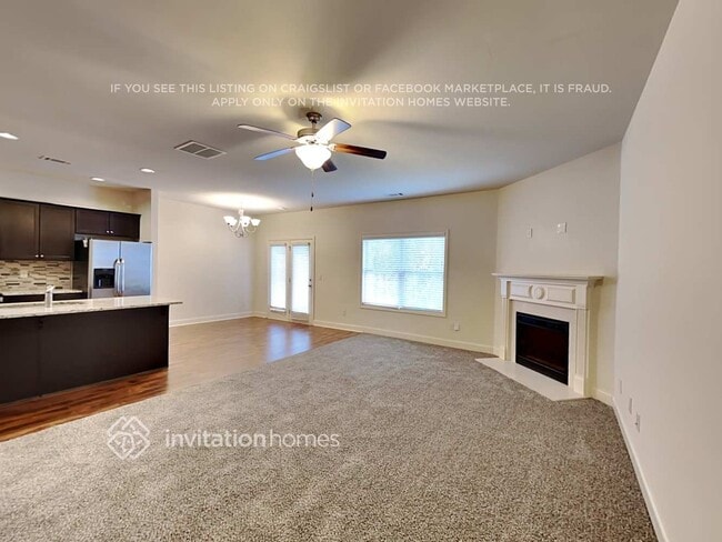 Building Photo - 227 Green Bridge Ct SE