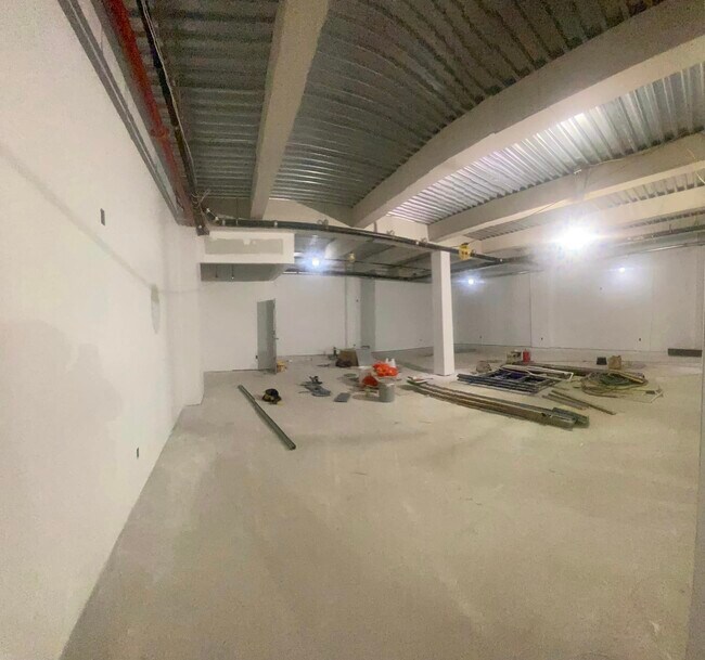 Foto del edificio - 2068 E 14th St