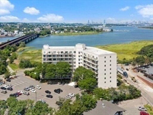 Foto principal - 133 Commander Shea Blvd