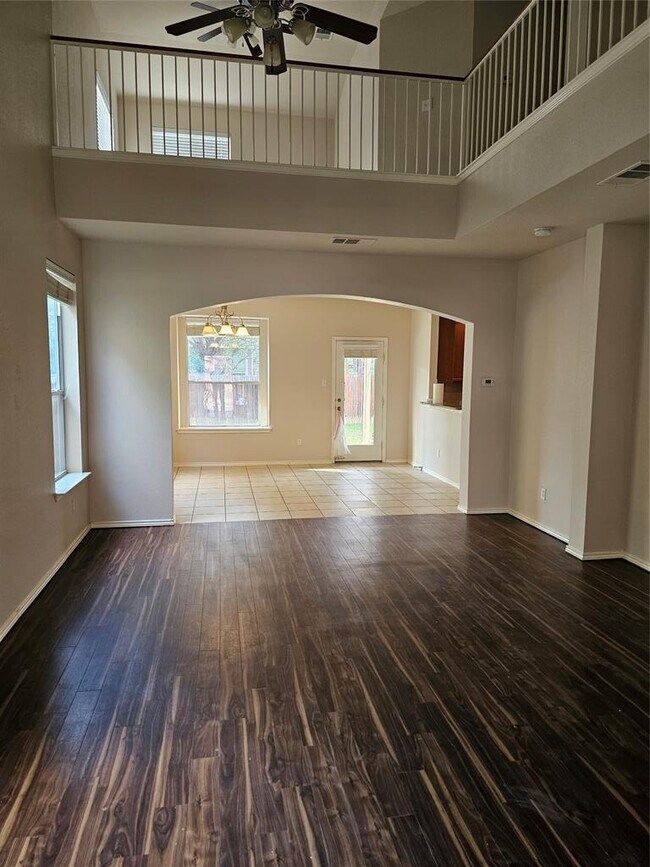 Foto del edificio - 10506 Wylie Dr