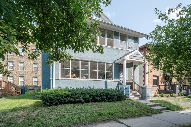 Foto del edificio - 616 6th Ave SE