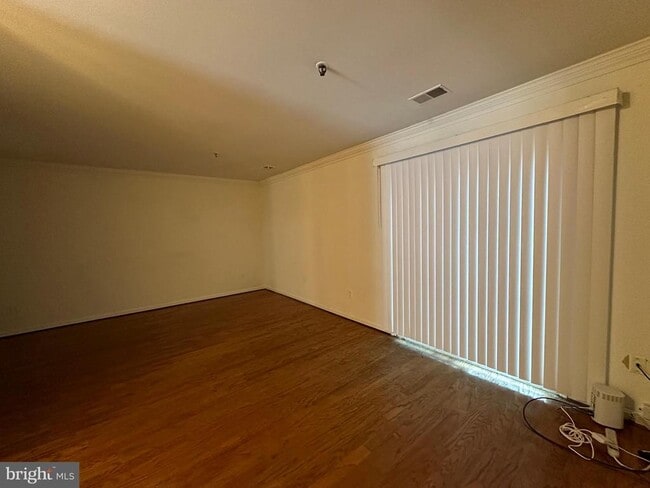 Building Photo - 7607 Lee Landing Dr