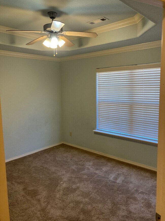 Foto del edificio - Beautiful Three bedroom two bath home in S...