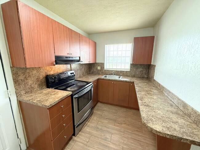 Foto del edificio - 15410 NW 32 Ct