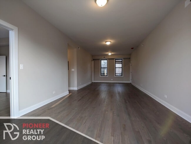 Building Photo - 3405 W Fullerton Ave