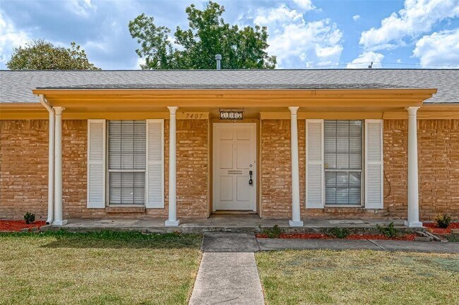 Building Photo - 7407 Beechnut St