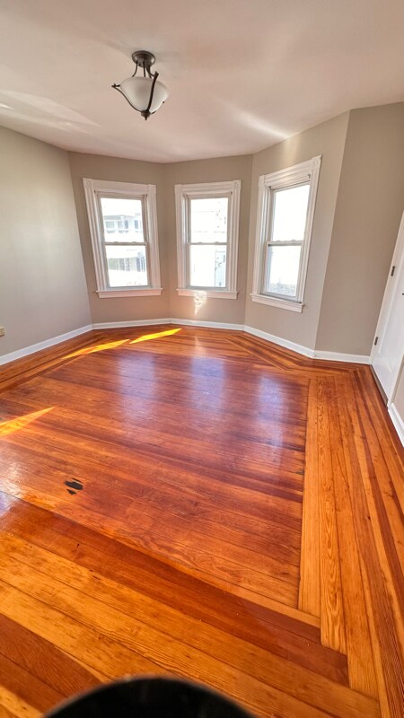 Foto del edificio - 150 Nash Rd