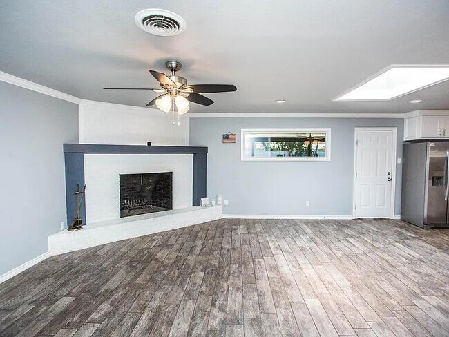 Foto del edificio - 4211 49th St