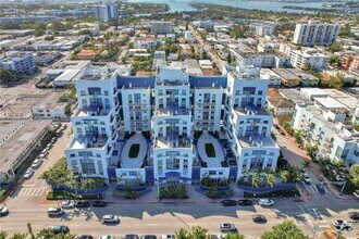Building Photo - 7600 Collins Ave
