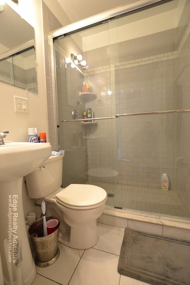 Foto del edificio - 8 Sawyer Ter