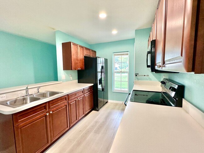 Foto del edificio - Space to live, room to play – 3Beds 2Baths...