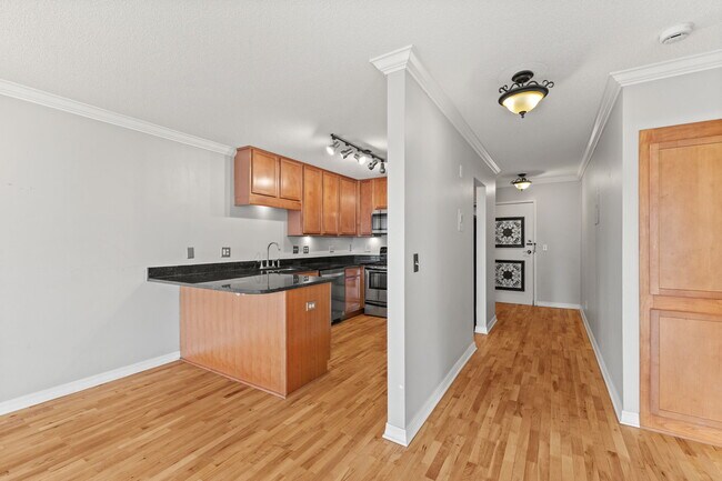 Foto del edificio - 3150 Excelsior Blvd