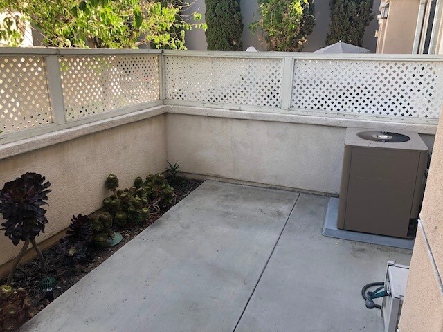 Foto del edificio - 5740 S Glennie Ln