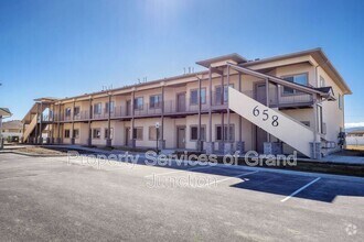Building Photo - 658 Brookwillow Loop