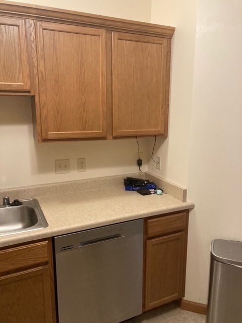 Kitchen - W197N16925 Stonewall Dr