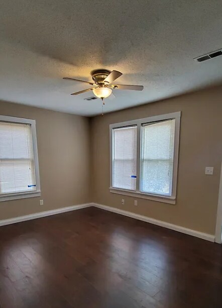 Foto del edificio - 521 Asher St