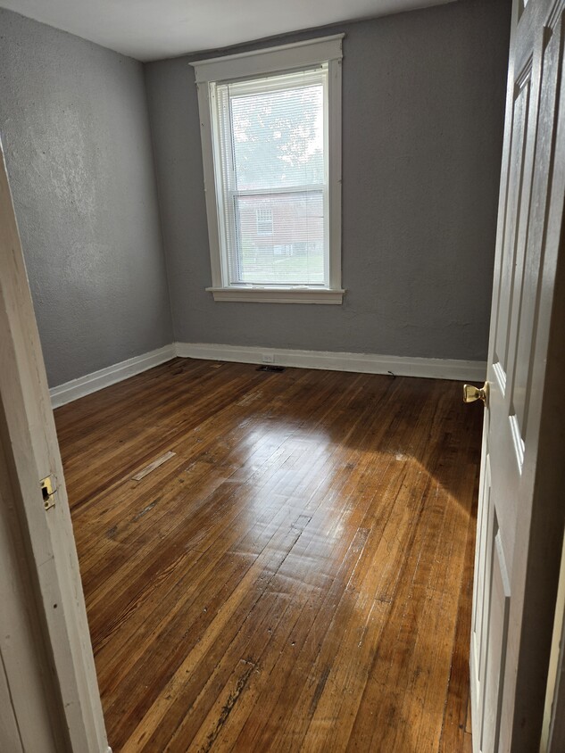 Bedroom 2 - 4226 Clarence Ave