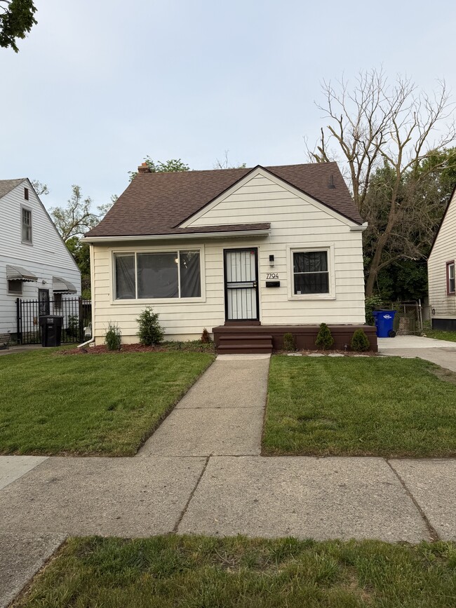 Building Photo - 7794 Vaughan St