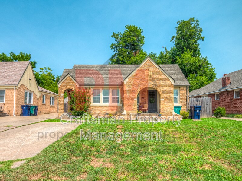 Primary Photo - 2843 NW 18th St