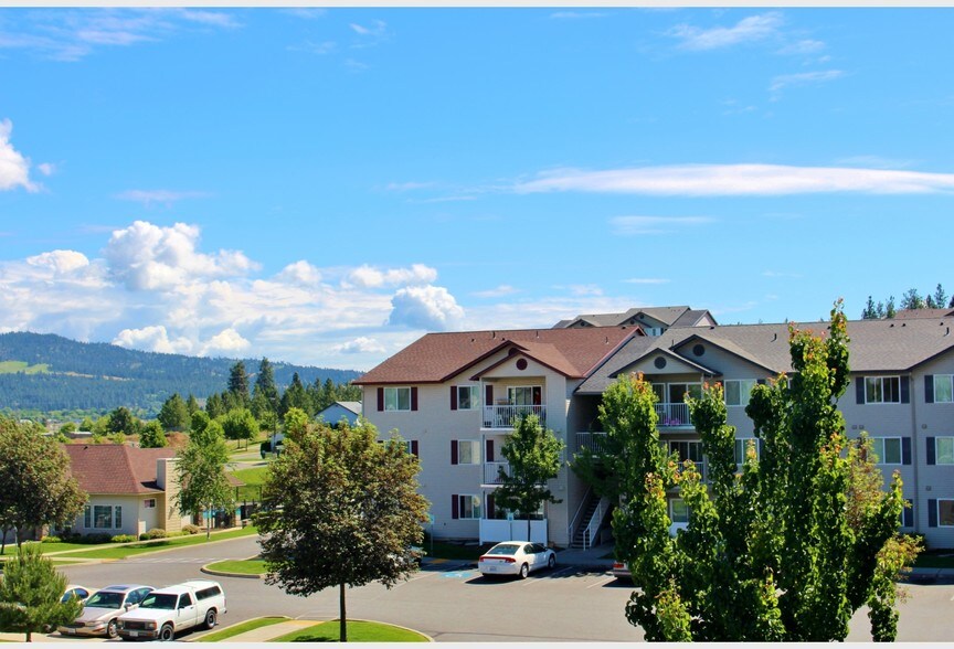 Parkside at Mirabeau