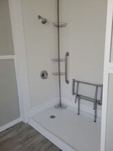 Building Photo - 114 E 9th St