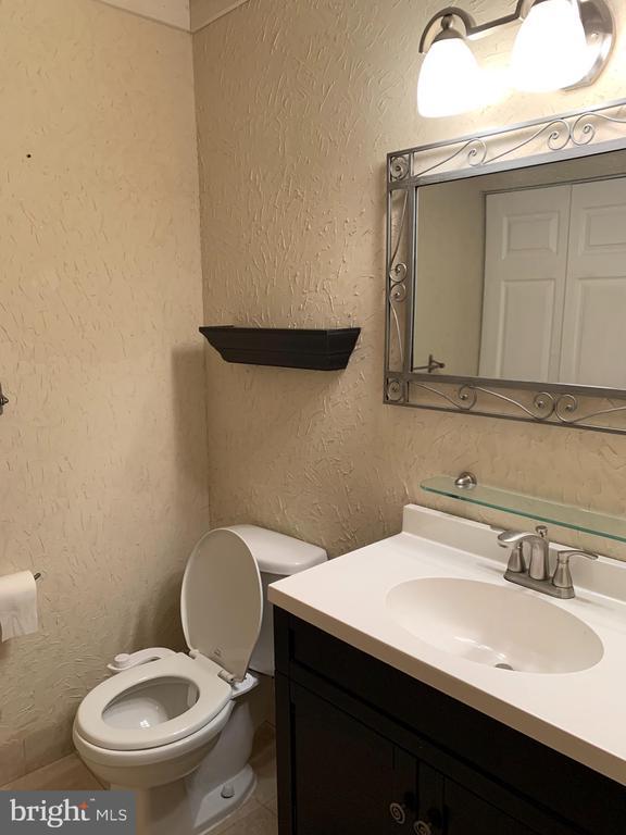 Foto del edificio - 5424 Groton Rd