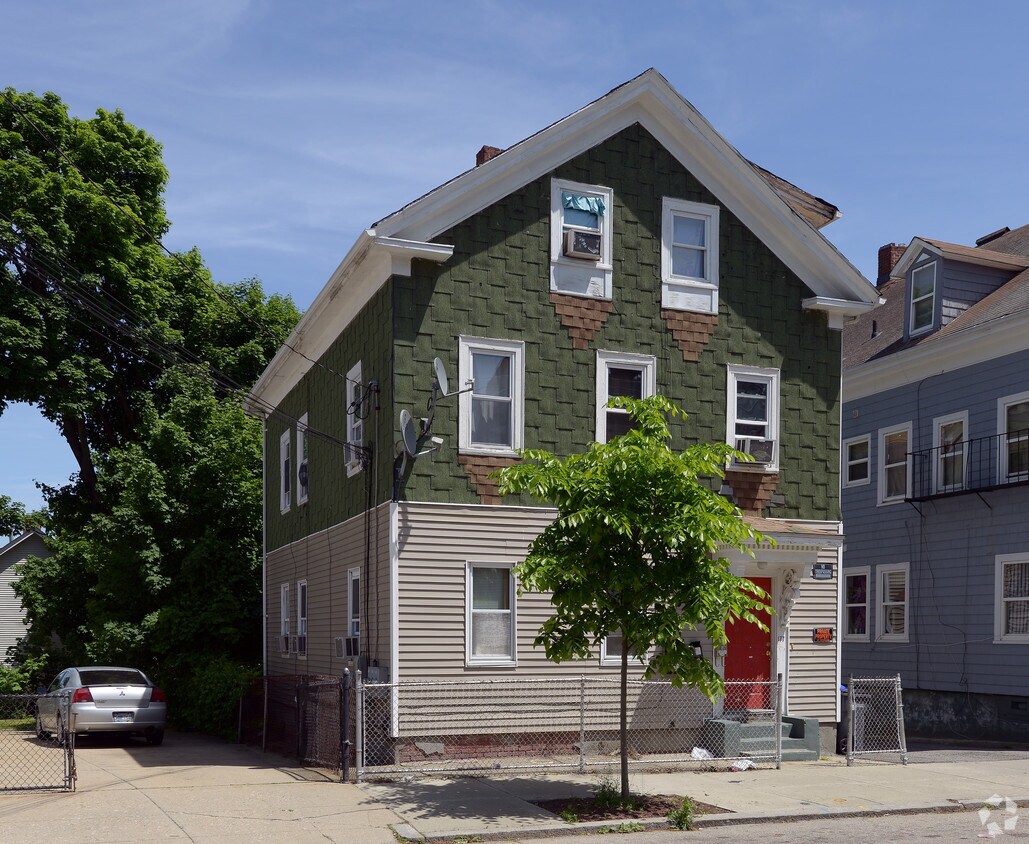 Building Photo - 177 Julian St