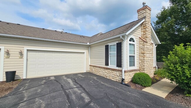 Building Photo - Bridgewater Two bedroom Condo Available!