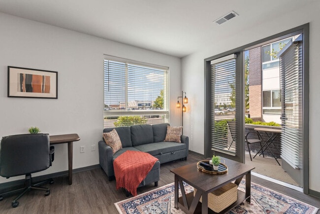 Building Photo - 6160 N Rural St