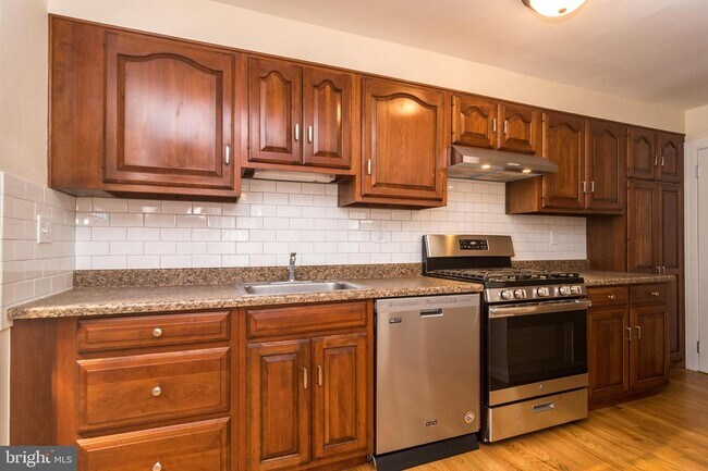 Foto del edificio - 3318 Midvale Ave