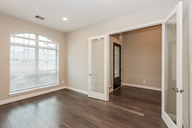 Foto del edificio - 8100 Tyrell Hgts Rd