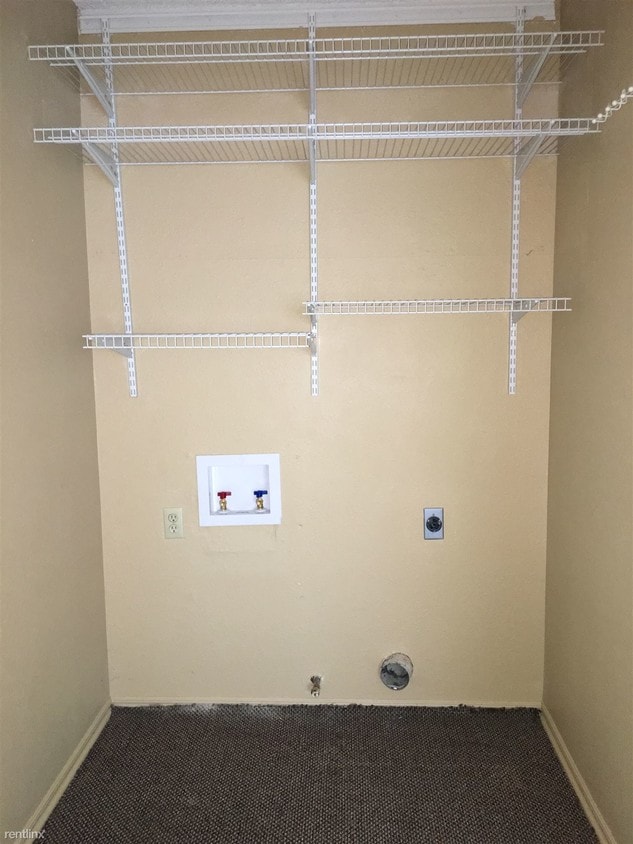 Foto del edificio - 3 br, 2 bath House - 213 Pinewood Circle