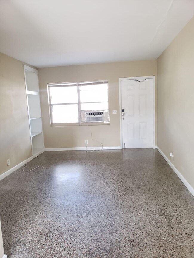 Foto del edificio - 3718 Henry Ave