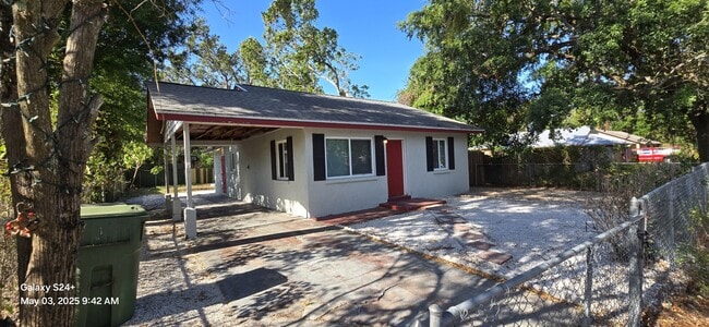 Photo - 1505 18th Ave Dr W House
